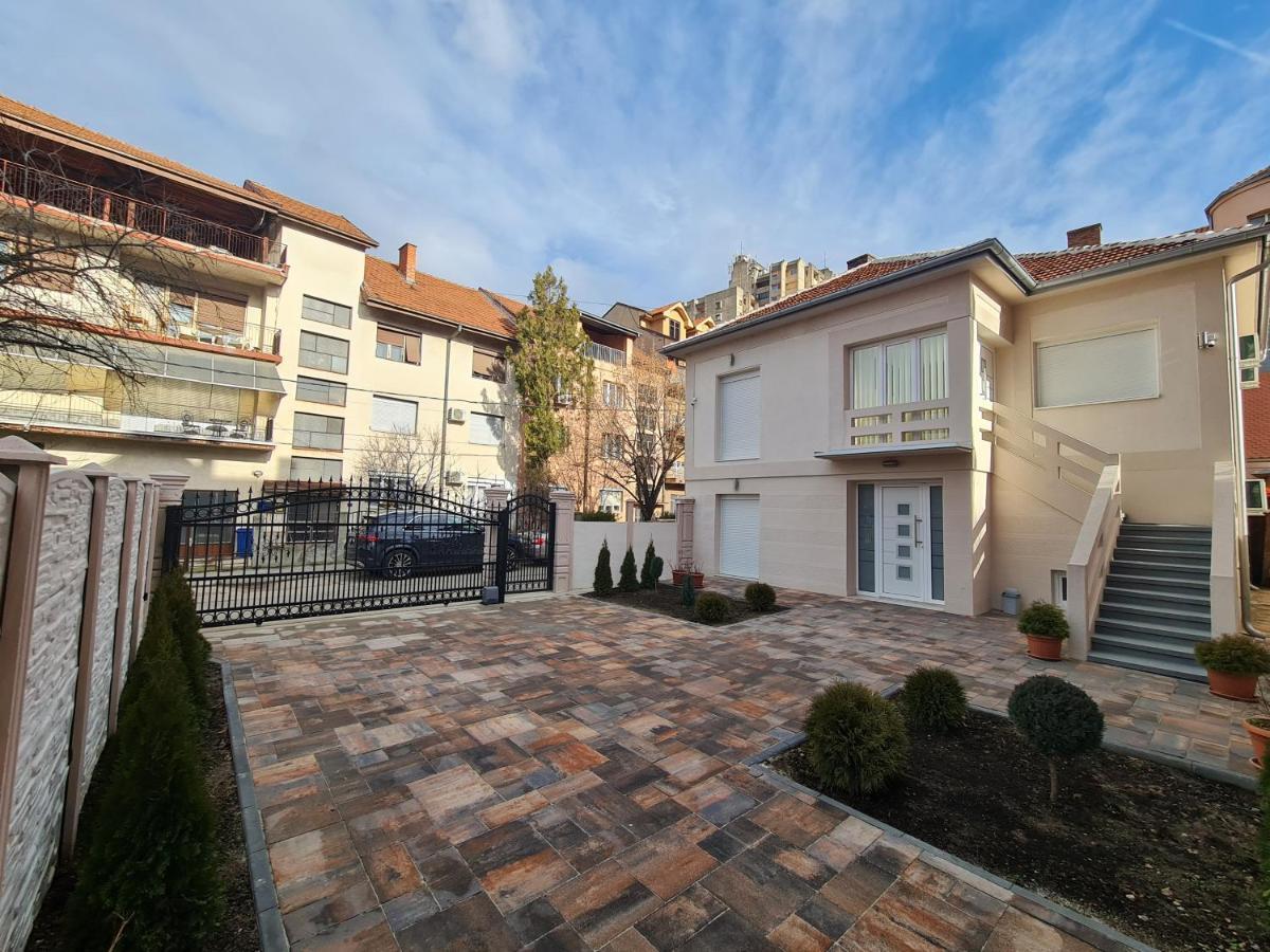 "Astor16" Apartments Ni Exterior foto